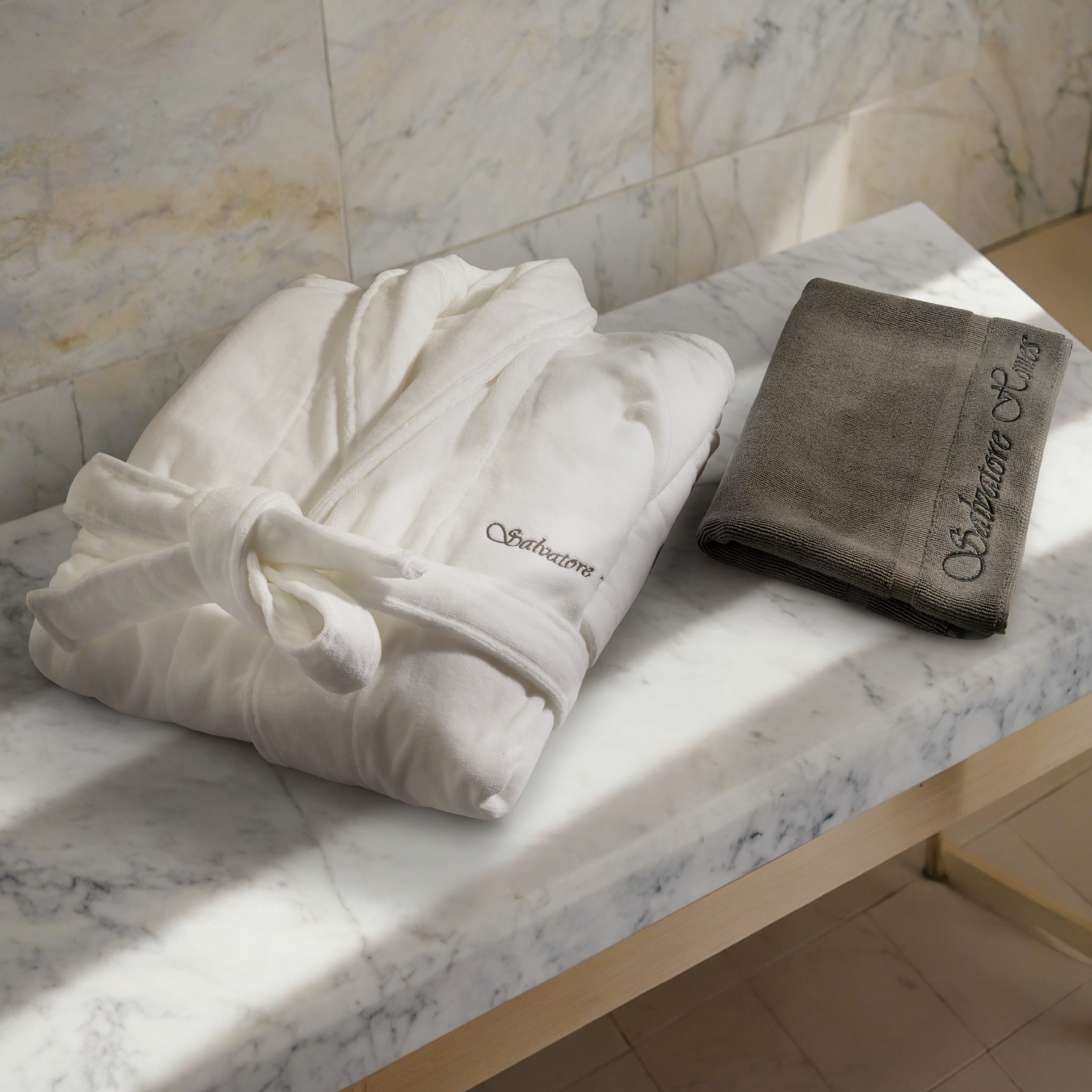 Towel & Bathroom Robe Set - Image 2