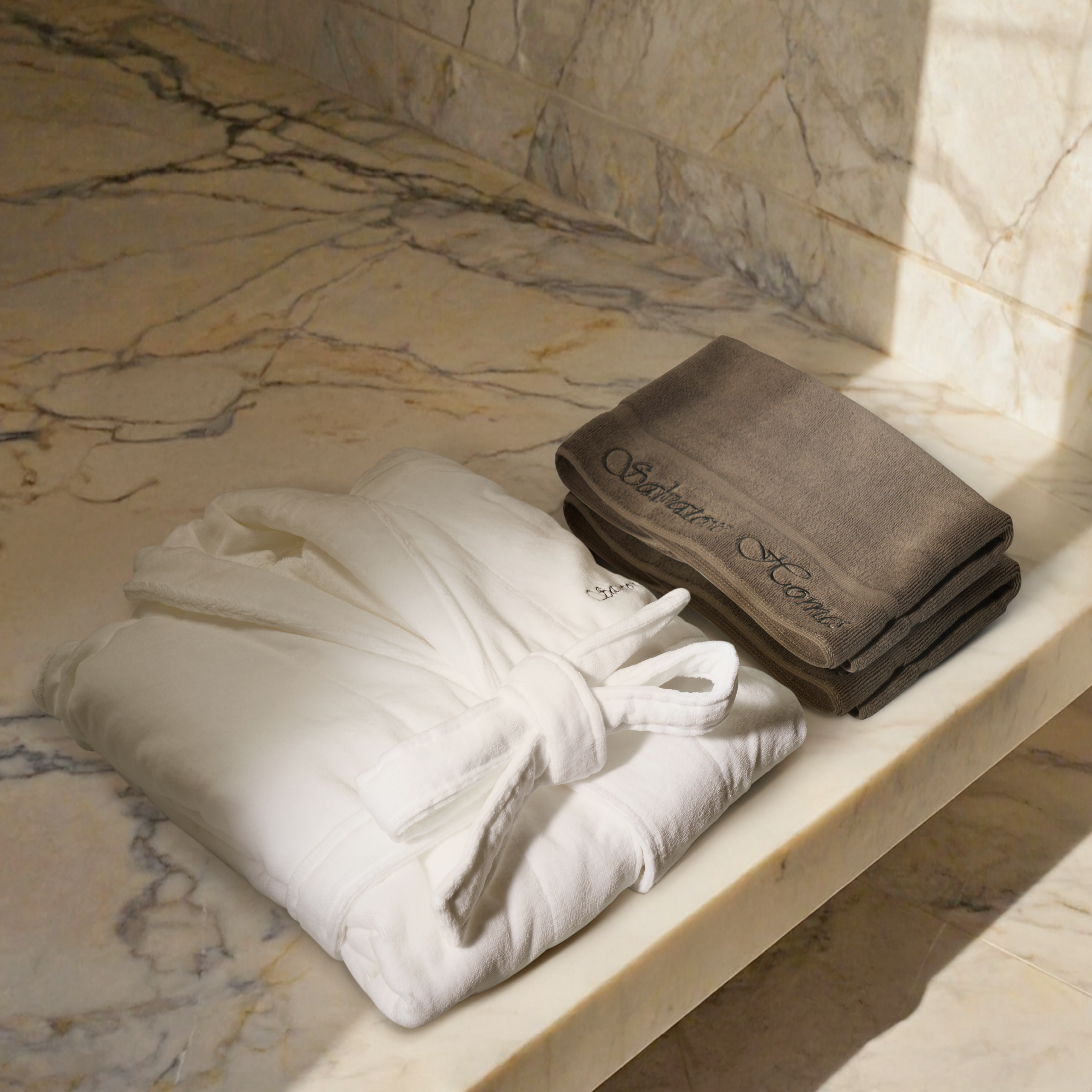 Towel & Bathroom Robe Set